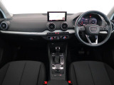 運転に必要な情報をメーター内に集約し、ドライバーの安全で快適な運転に寄与するアウディバーチャルコックピット。
