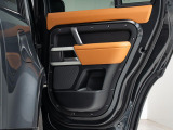 全国登録・納車可能でございます。ご自宅や勤務先などの指定先までお運びしますので遠方の方でもお任せください。