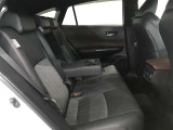 ゆとりある広々とした車内空間は、ドライブを始め買い物やレジャーなど、幅広く活躍します。一人でもみんなとでもお出かけを楽しみましょう!