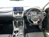 見通しのよいすっきりとした視界で、誰でも運転しやすいです。運転のしやすさは疲れにくさにも繋がりますよ♪
