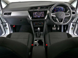 メーカー直営認定中古車 1オーナ 禁煙車 LEDライト 純正ナビ ブルートゥース通信 カープレイアンドロイドオート対応 デジタルコックピット アダプティブクルーズ スマートキースペア有 整備記録簿有