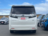 外部査定機関にて車両の鑑定を行っております。外部の第三者機関AISによる厳しい検査で車両を細かくチェックしております。安心して当店の車両をお選び下さい。鑑定書の発行をしております。
