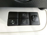 【PCS(プリクラッシュセーフティーシステム】・・・進路上の車両を前方センサーで検出し、衝突の可能性が高いと判断したときに、警報やブレーキ力制御により運転者の衝突回避操作を補助します。