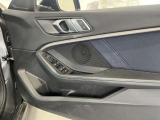 【ご納車後について】遠方のお客様はお住まいのエリアのBMWサービス工場にてメンテナンスを受けて頂けます。現地BMWへのお取次ぎなどもさせて頂きますのでご安心下さい。