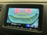 バックカメラが装備されており、後方の安全確認はもちろんのこと狭い場所での駐車や雨の日・夜間など視界の悪いコンディションでのストレスの軽減にもなります!