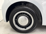 雨の日は中古車は選びにくいですよね。でも当店なら安心です。電話予約を頂ければ屋根下へ移動させて頂きます。雨でもじっくりご検討いただけます。