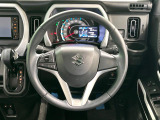 【純正革巻きステアリング】上質な革を使用することで、手にしっかり馴染みとても運転しやすいハンドルです♪