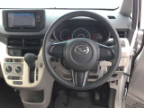 握りやすいハンドルで快適に運転が可能です!