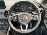 【ステアリングスイッチ】運転中、前方から目線をそらすことなく、オーディオ等の操作が可能な便利機能!安心&快適なドライブを演出してくれます♪