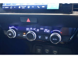 オートエアコンのお車ですので室内の温度をスムーズに調整してくれます♪