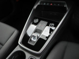 見た目に美しく、そして機能的でもあること。これこそがAudiのインテリアの伝統です。