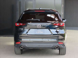 後ろも見やすいハッチバック!リアデザインまで拘るMAZDAデザインを是非ご覧ください!