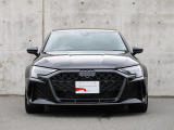 一目でAudiだと分かる特色を持つフロントマスク。