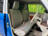 運転席シート廻りは使用感も少なく、良好な状態となっています。丁寧に使われていたことがよくわかりますね。