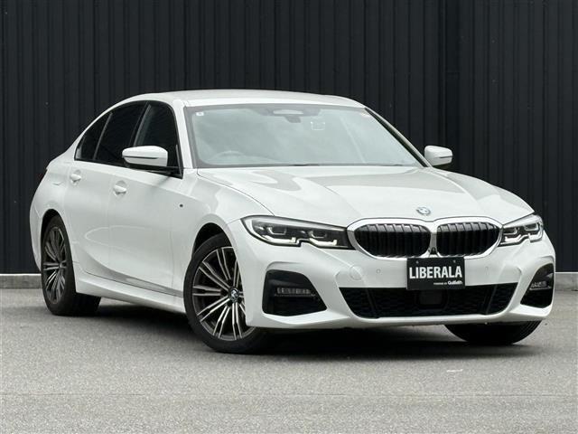 3シリーズセダン 320d Mスポーツ 4WD 本革シート