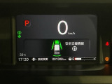 視認性の高いメーター回り。いろいろな情報も表示されます。