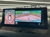 【アラウンドビューモニター】専用のカメラにより、上から見下ろしたような視点で360度クルマの周囲を確認することができます☆死角部分も確認しやすく、狭い場所での切り返しや駐車もスムーズに行えます。
