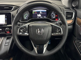 どなたでも運転しやすいシンプルでスタイリッシュな運転席です。