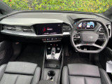 Audiのインテリアはエクステリア同様、優れたデザイン性とクオリティ、そして機能性を兼ね備えております。