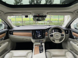 V90 D4 インスクリプション ディーゼル 4WD 本革シート