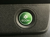 ★ECONスイッチ★ エコドライブを加速しよう!スイッチをONにすると、運転の仕方によるロスを抑え込み燃費をよくするようクルマが頑張ります(*^ー^*)燃費向上にチャレンジ♪