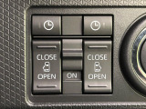 両側パワースライドドア】スマートキーや運転席のスイッチで後席両側スライドドアの開閉が可能♪電動だから力を入れてドアを開ける必要が無く、小さなお子様でも簡単に開け閉めでき快適です♪