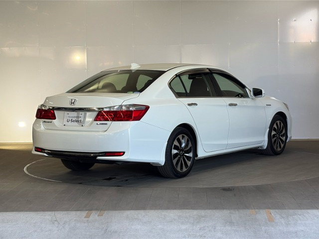 ホンダ アコードハイブリッド 2.0 EX の中古車詳細 (21,000km