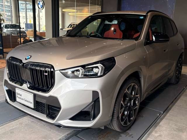 X1 M35i xドライブ DCT 4WD