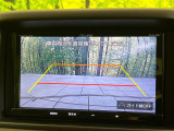 【バックカメラ】駐車時に後方がリアルタイム映像で確認できます。大型商業施設や立体駐車場での駐車時や、夜間のバック時に大活躍!運転スキルに関わらず、今や必須となった装備のひとつです!