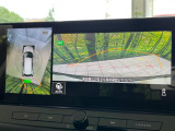 【アラウンドビューモニター】専用のカメラにより、上から見下ろしたような視点で360度クルマの周囲を確認することができます☆死角部分も確認しやすく、狭い場所での切り返しや駐車もスムーズに行えます。