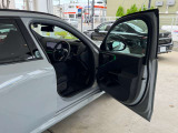 BMW Premium Selection 調布/〒182-0015東京都調布市八雲台2-14-1/TEL.042-426-1166/営業時間:10:00-18:00