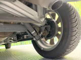 お車を安心してお乗りいただく為には、足回りの定期点検が欠かせません。サービスサポート(有償保証)では無料点検もご提供しており、安心のカーライフをお過ごしいただけるサポート体制が整っています。