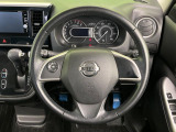 【純正革巻きステアリング】上質な革を使用することで、手にしっかり馴染みとても運転しやすいハンドルです♪