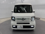 雨の日は中古車は選びにくいですよね。でも当店なら安心です。電話予約を頂ければ屋根下へ移動させて頂きます。雨でもじっくりご検討いただけます。