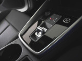 そのモデルの特性に合わせたトランスミッションを採用することにより、駆動力への伝達効率が高く、燃費性能にも大きく寄与しています。詳しくは0078-6002-900146中古車スタッフまで