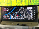 【メーカー純正ナビ】インテリアに溶け込むスタイリッシュな「専用設計」メーカーナビを装備♪視認性や操作性など基本性能にも優れ、より上質なカーライフをお楽しみいただけます。
