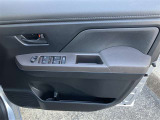各種スイッチです
