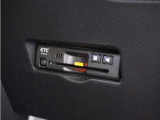 ◆ETC◆有料道路を利用する際にスムースに通過でき、わずらわしい料金支払いから開放されます!今や無いと不便に感じるほど必需品の装備ですね♪