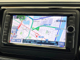 ●純正ナビ:一体感のあるナビは、高級感ある車内を演出してくれます。オーディオ機能も充実しておりますので、運転もより楽しめます♪