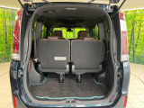 普段のお買い物や通勤、送迎等に十分な荷室スペースを確保しております。セカンドシートを倒すと、大きな荷物の積載も可能です♪