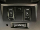 【パワーバックドア】スマートキーや運転席のボタンを押すだけでリアゲートが自動で開閉します!荷物を持っている時や、高い位置にあるバックドアを閉める際に便利な機能です♪