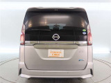 サービス工場完備。車検・メンテもお任せください!