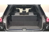 ヘッドアップディスプレー・・・フロントウインドウに車速やナビゲーション情報を投影する新装備です。走行中わずかな視点移動で情報が得られます