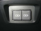 【充電用USB端子】デバイスの充電に便利です。※実際の接続端子は写真で確認or店舗までご気軽にお問合せください♪