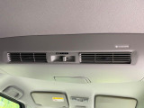 【サーキュレーター】エアコンの風を後部座席まで届けてくれ、広い車内空間でも素早く快適な温度になります♪真夏や真冬に便利な機能です。