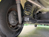 お車を安心してお乗りいただく為には、足回りの定期点検が欠かせません。サービスサポート(有償保証)では無料点検もご提供しており、安心のカーライフをお過ごしいただけるサポート体制が整っています。
