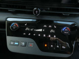 セレナ 1.4 e-4ORCE ハイウェイスターV 4WD 