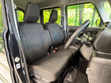 運転席シート廻りは使用感も少なく、良好な状態となっています。丁寧に使われていたことがよくわかりますね。