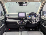 とっても視界が広くて、運転しやすいお車になっております。