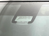 【トヨタセーフティセンス】走行中に前方の車両等を認識し、衝突しそうな時は警報とブレーキで衝突回避と被害軽減をアシスト。より安全にドライブをお楽しみいただけます。
